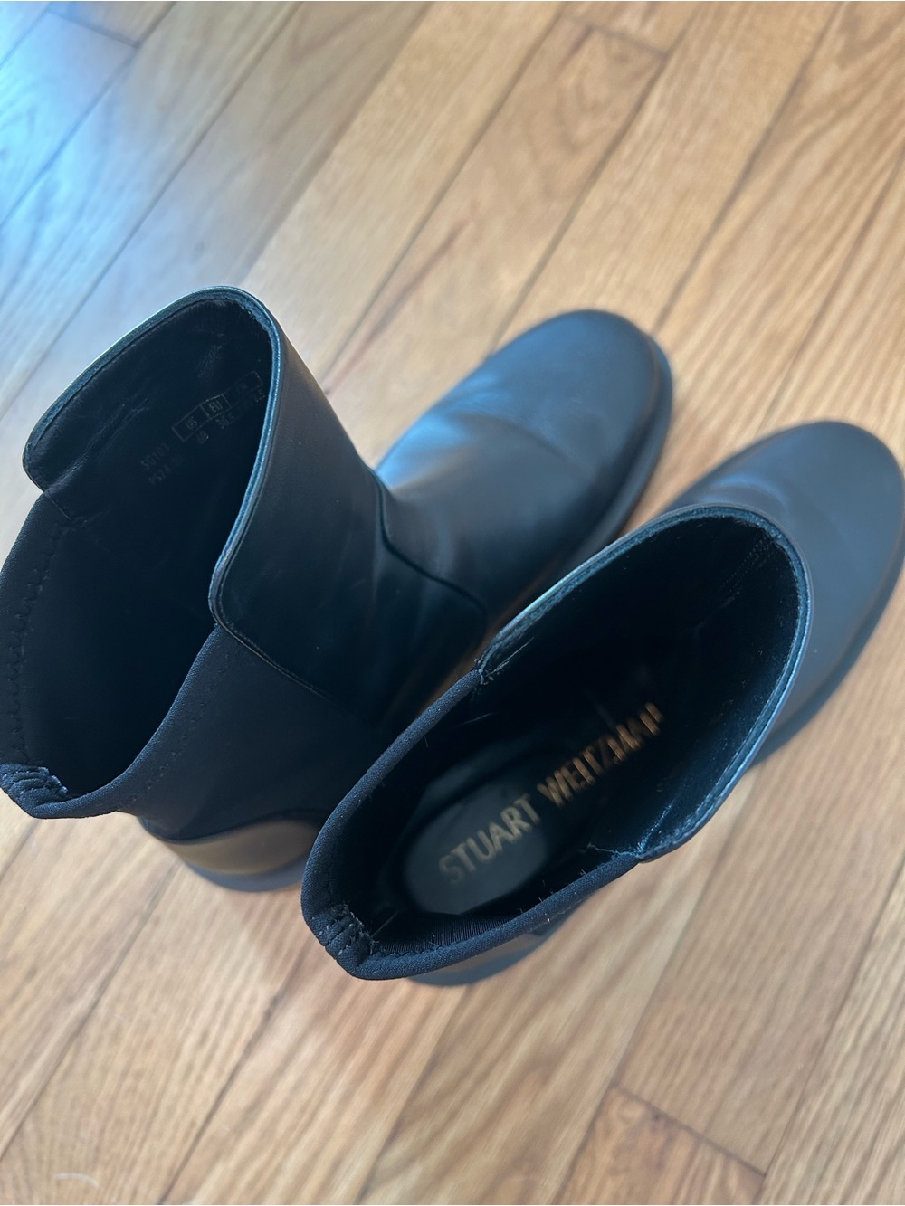 Stuart Weitzman Black Leather Stretch Ankle Boots 6 - Picture 5 of 5